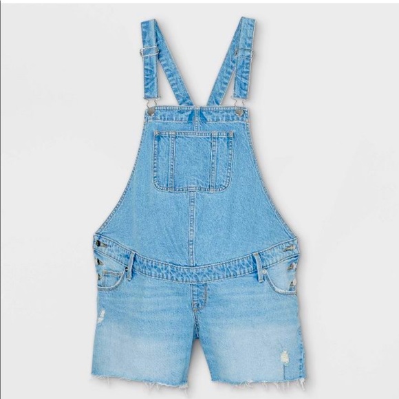 Shortall Maternity Jean Shorts - light wash size 0 - Ingrid & Isabel - Picture 1 of 4